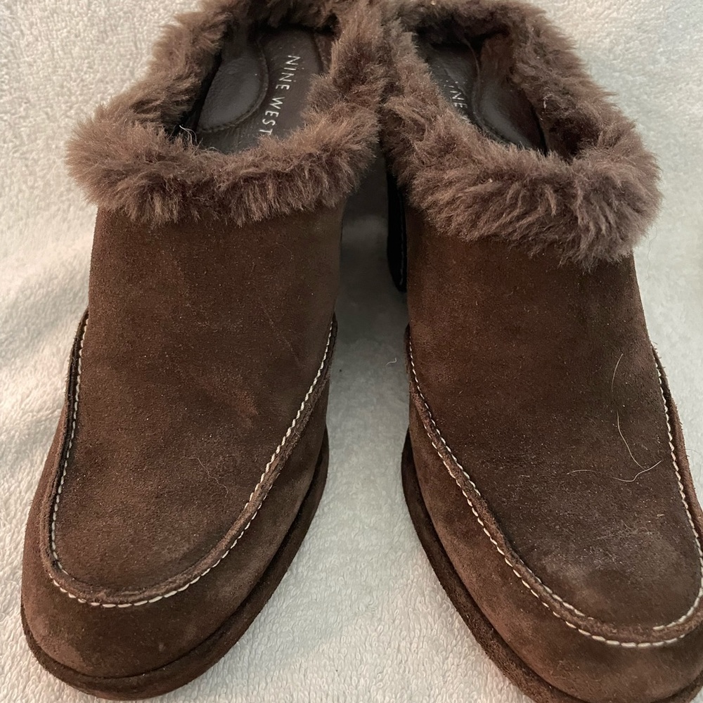 Nine West brown suede ankle booties